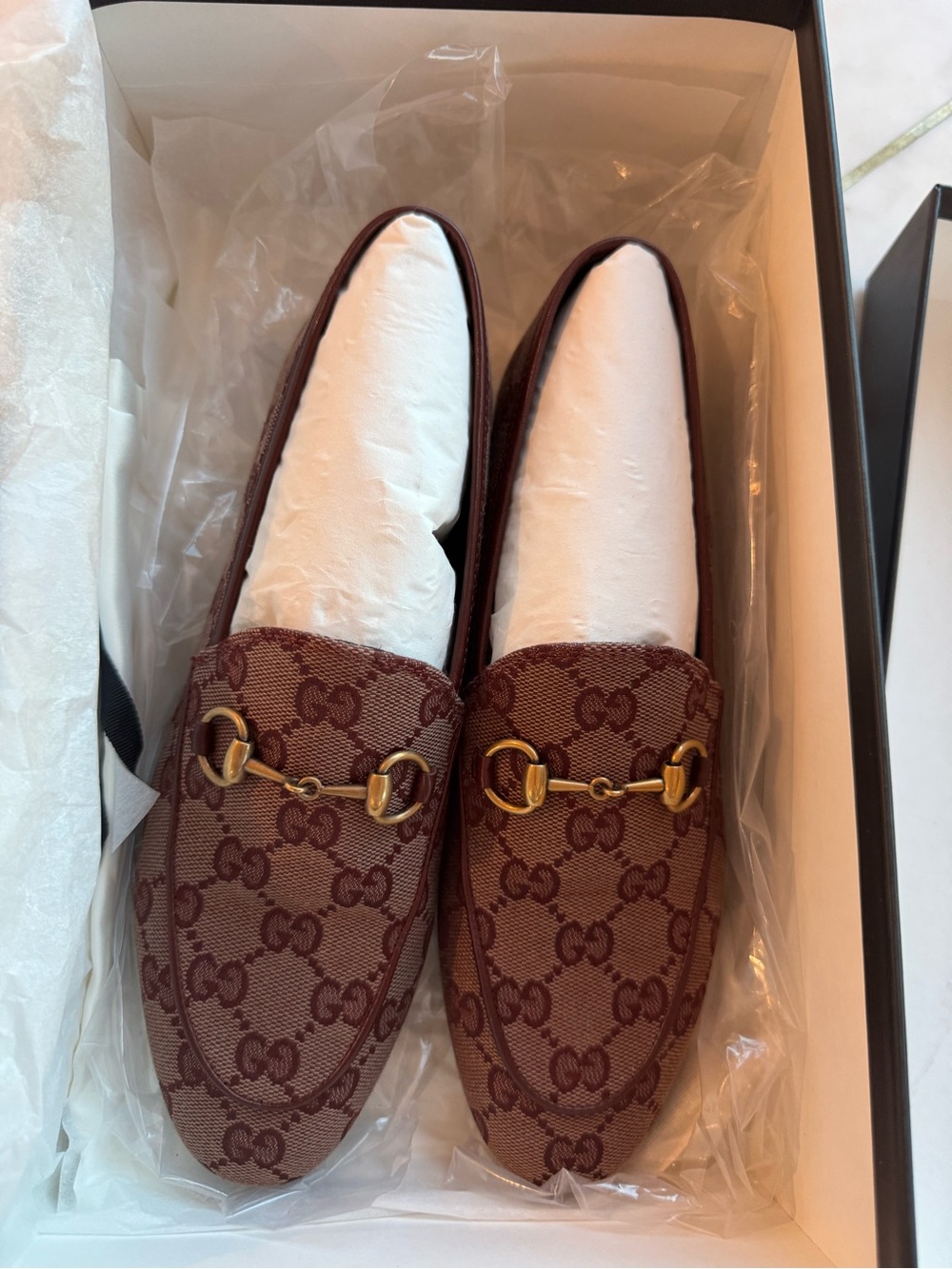 Gucci Jordaan Loafers – Monogram Burgundy – Size 37